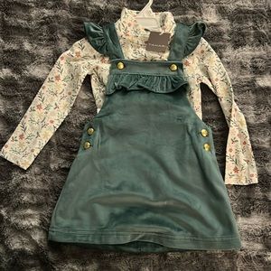Tahari Toddler Girl Turleneck and Velvet Dress Set.